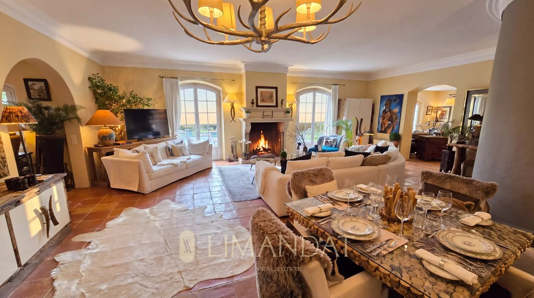 Villa in Nord, Roquefort-les-Pins, France 4 - 17777566