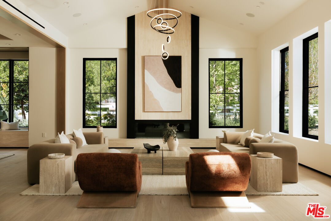 House in Hidden Hills, California, United States 3 - 17777726