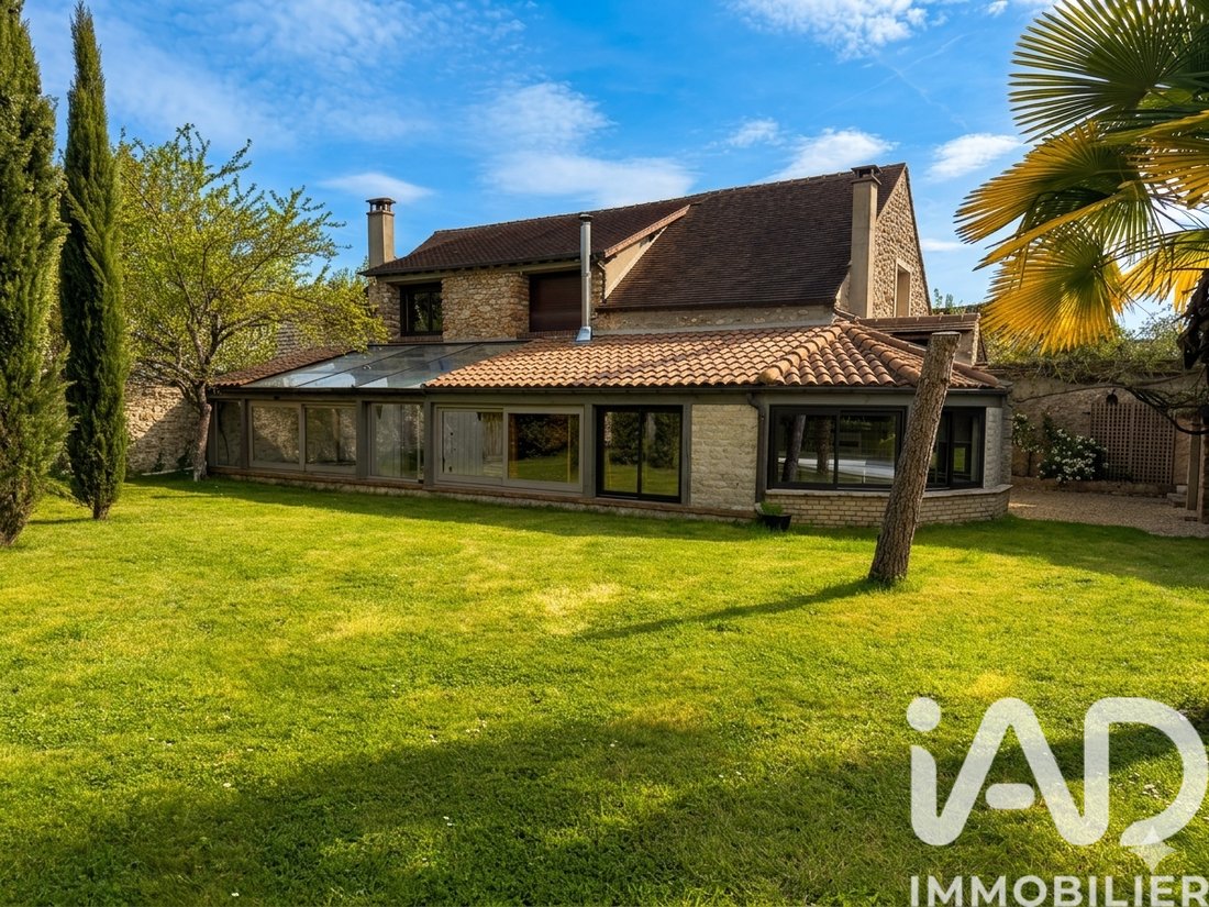House in Pringy, Ile-de-France, France 2 - 17779294