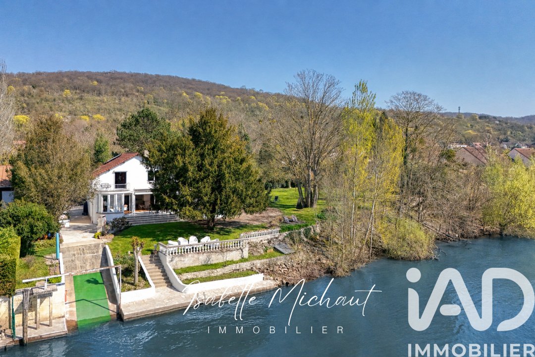 House in Vaux-sur-Seine, Ile-de-France, France 1 - 17462411