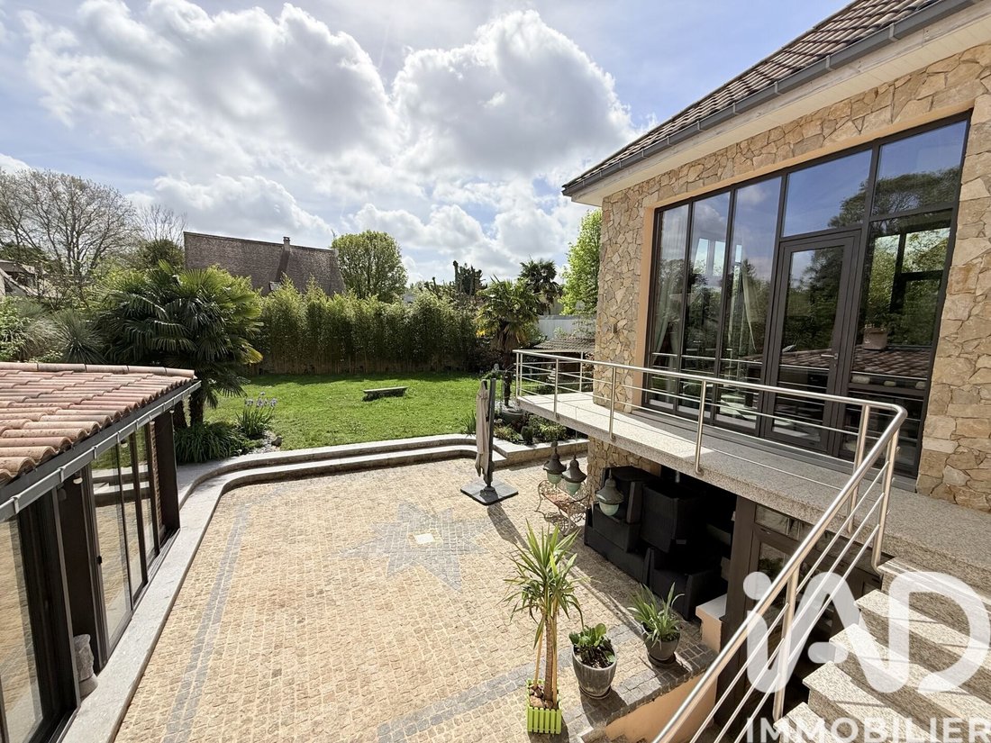 House in Le Bourg Centre, Soisy-sur-Seine, France 2 - 17779466