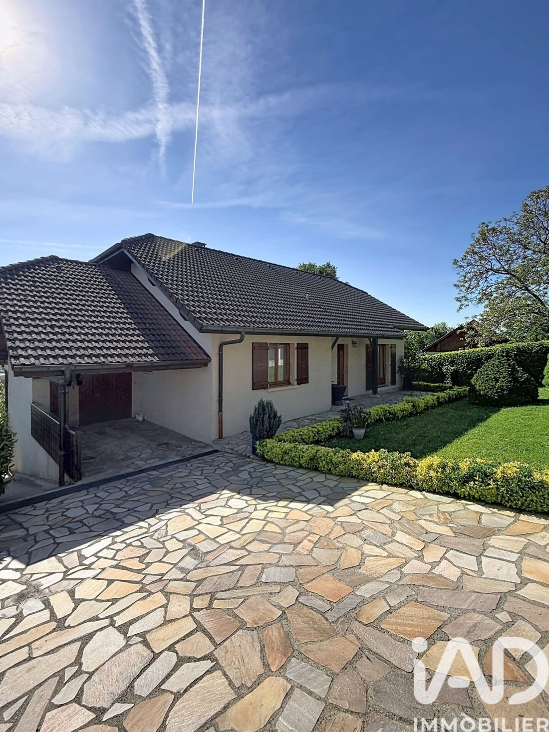 House in Bellegarde-sur-Valserine, Valserhone, France 1 - 16997641