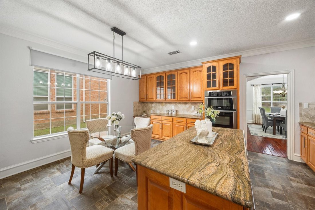 House in Plano, Texas, United States 4 - 17777885