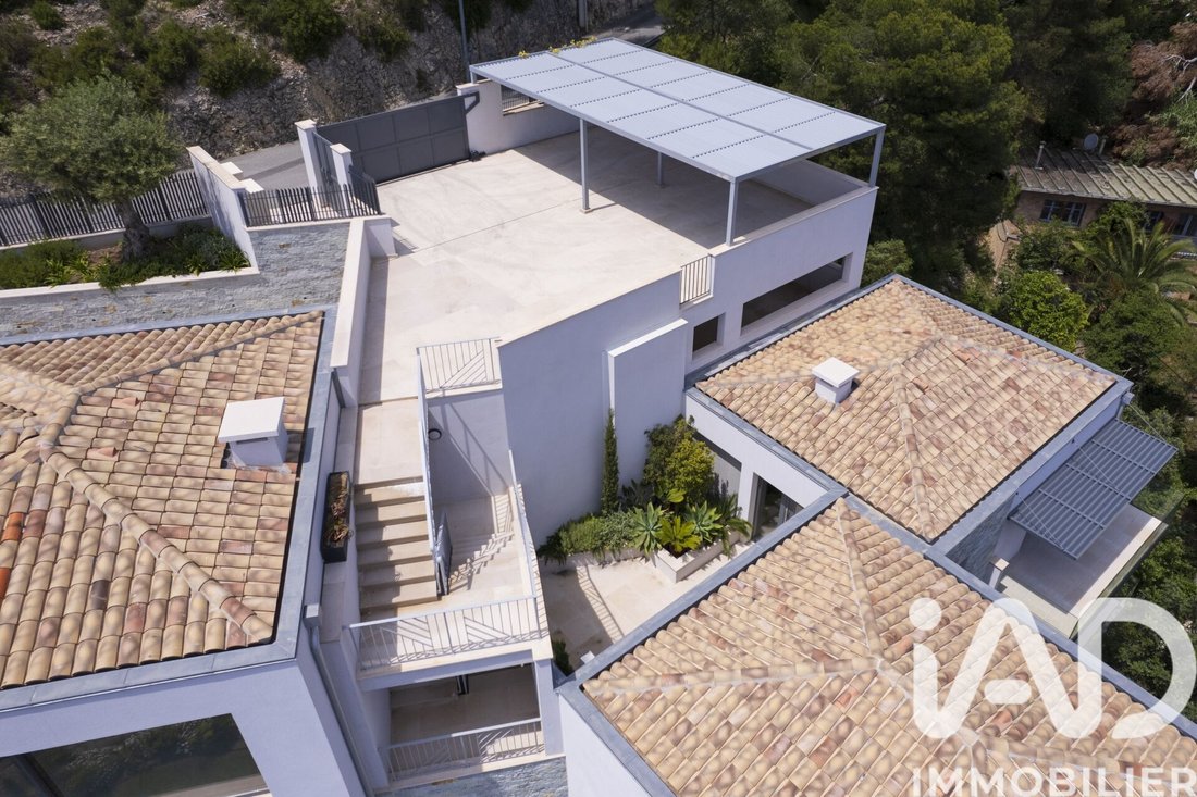 House in Èze, Provence-Alpes-Côte d'Azur, France 2 - 17778738