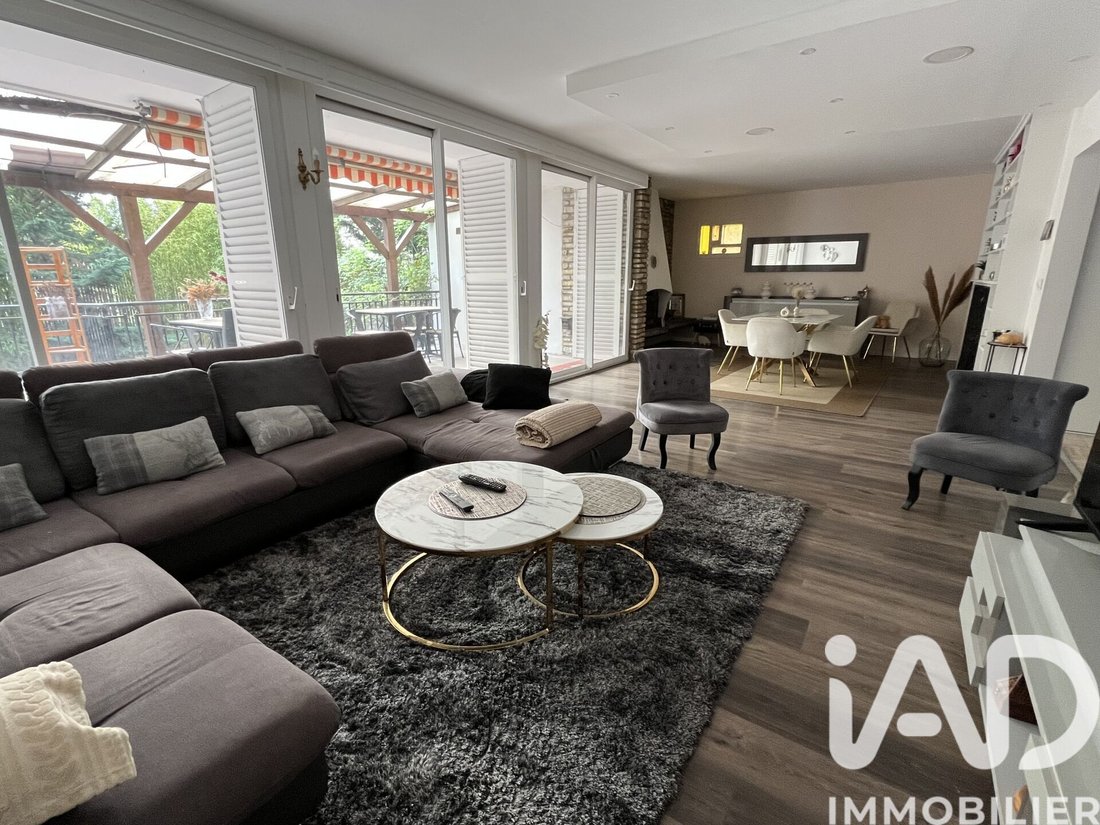 House in Residentiel-Barre d'Ormesson, Enghien-les-Bains, France 3 - 17778784
