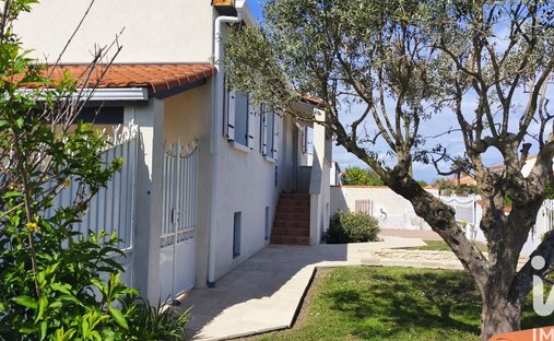 House in Marsilly, Nouvelle-Aquitaine, France 1