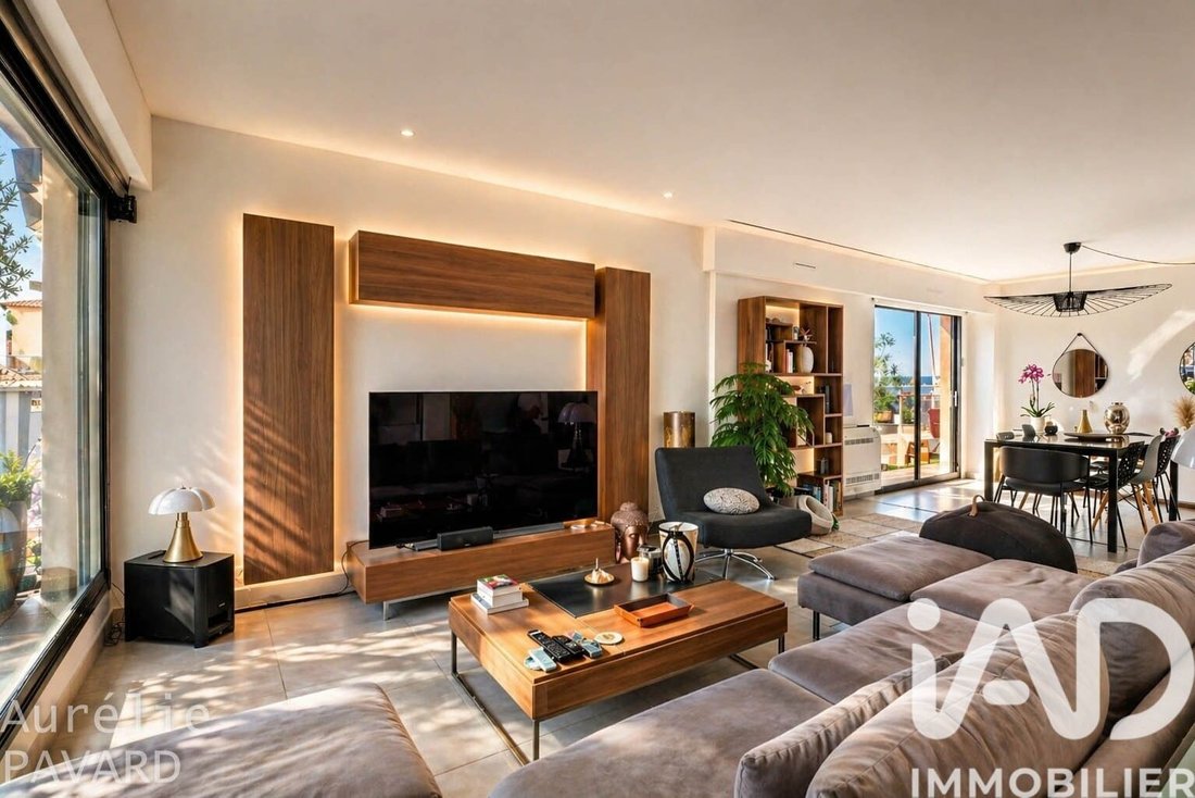 Apartment in Saint Victor, 7e Arrondissement, Marseille 1 - 17778998