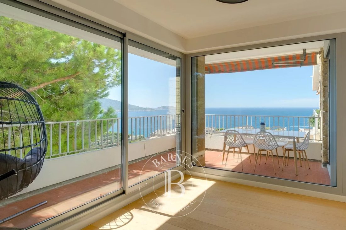 Apartment in Le Roucas Blanc, 7e Arrondissement, Marseille 2 - 16145902