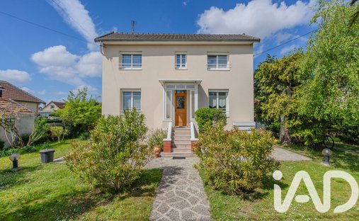 House in Chelles, Ile-de-France, France 1