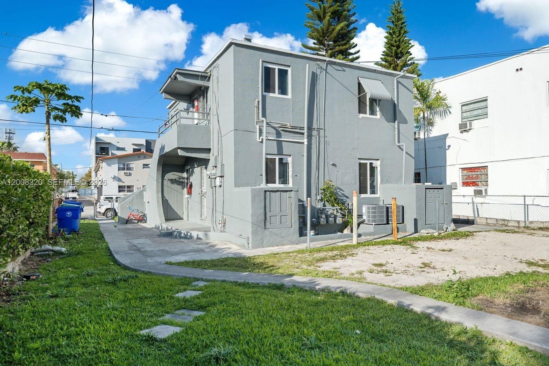 Miami, Florida, United States 4 - 17777647