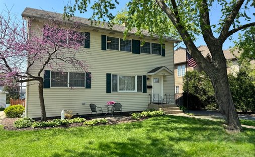 House in Elmhurst, Illinois, United States 1