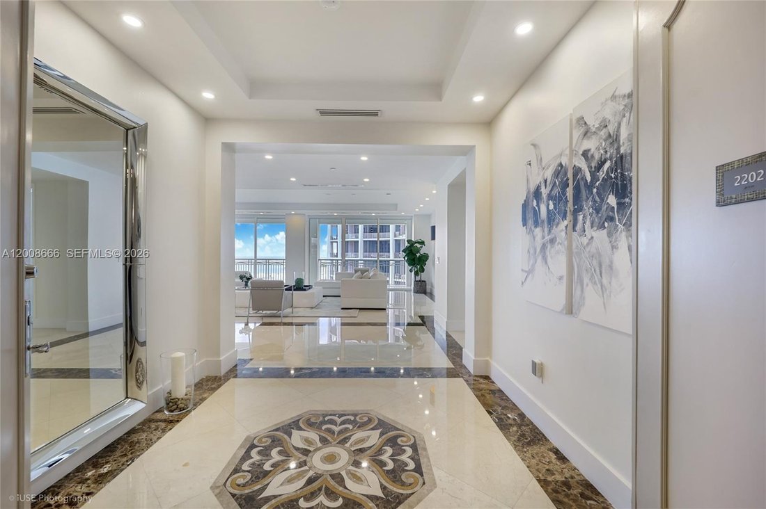 Condo in Miami, Florida, United States 2 - 17777670