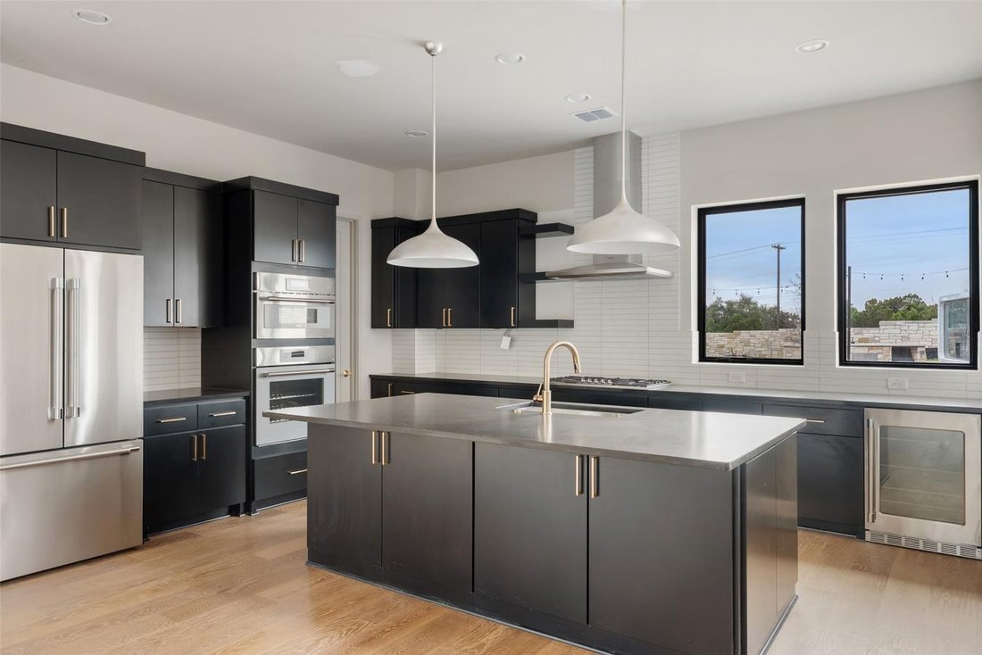 House in Austin, Texas, United States 4 - 17777873