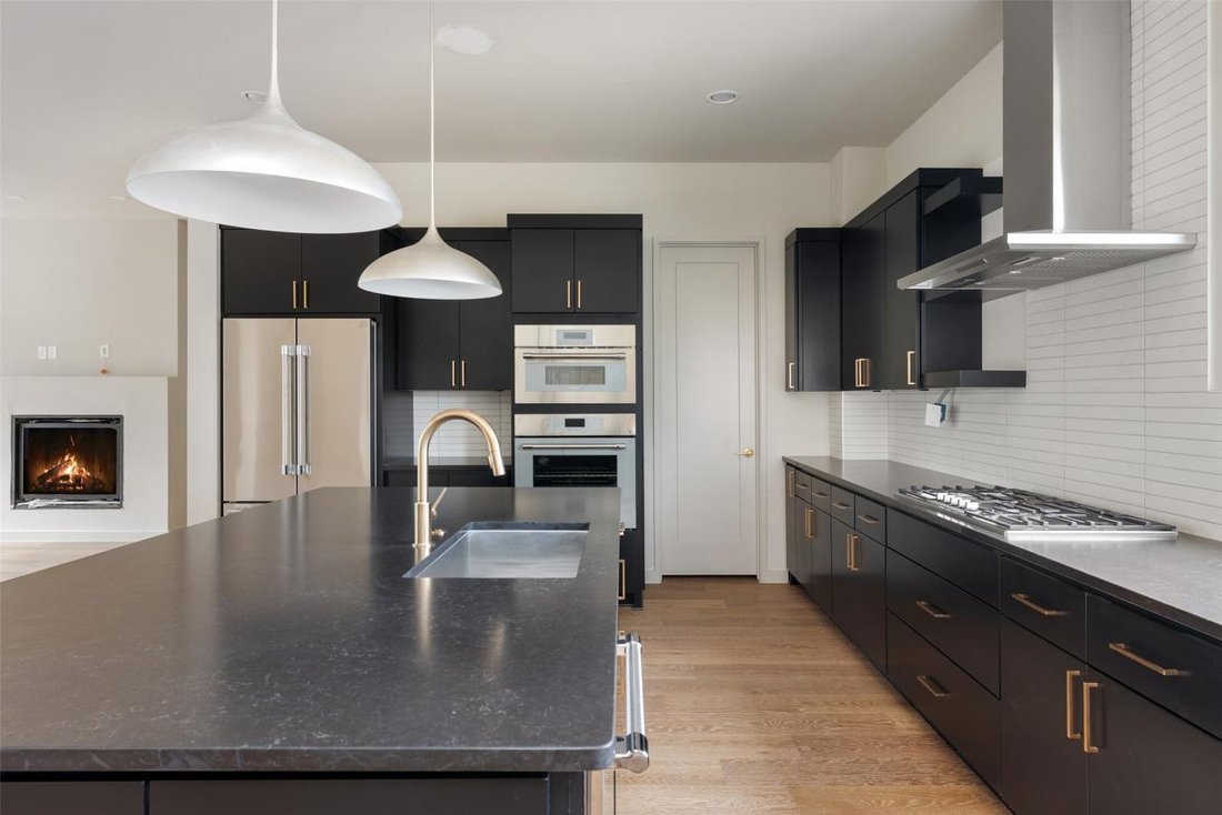House in Austin, Texas, United States 3 - 17777873