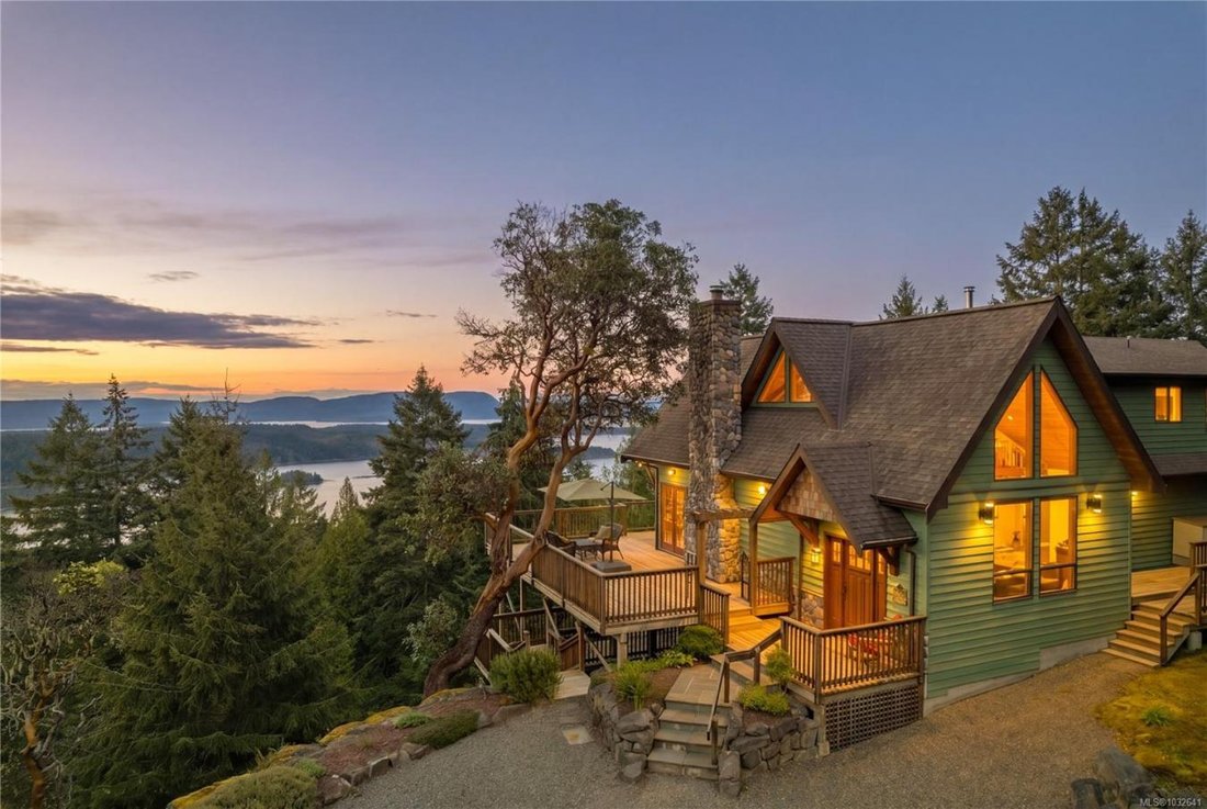 House in Long Harbour, British Columbia, Canada 1 - 17777894