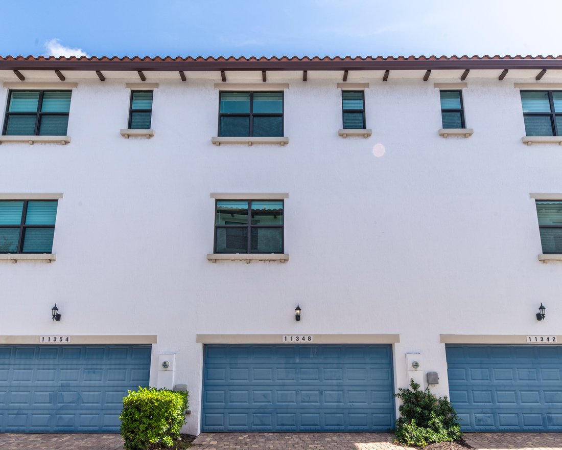 House in Miramar, Florida, United States 2 - 17777785