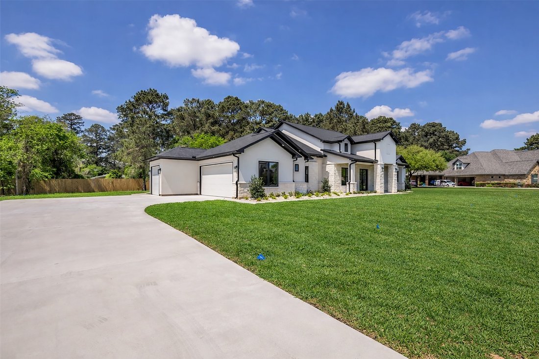 House in Tomball, Texas, United States 3 - 17538855