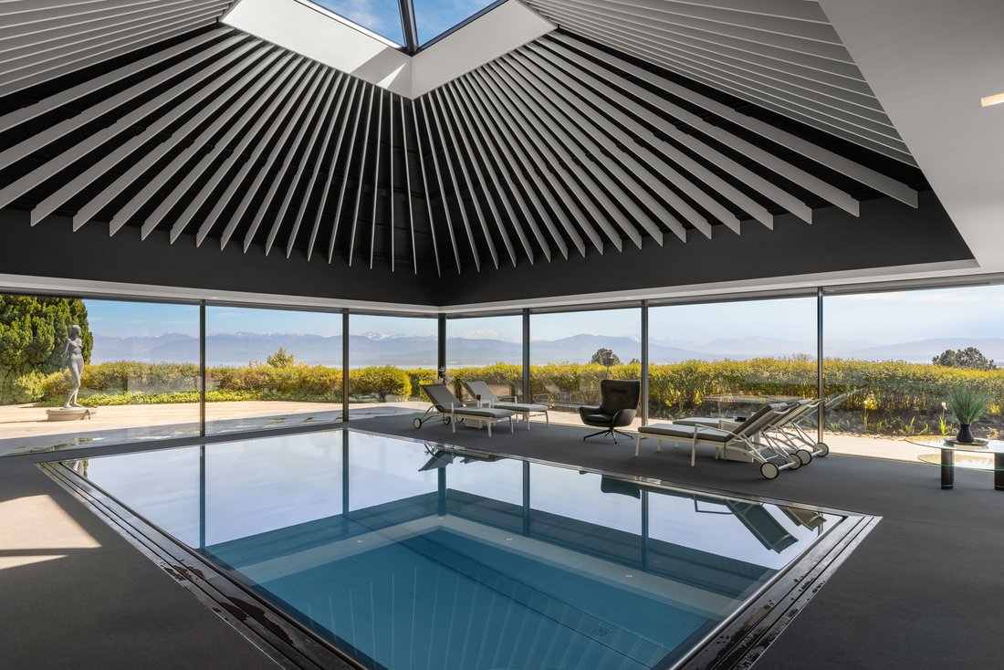 Villa in Givrins, Waadt, Schweiz 1 - 16532775