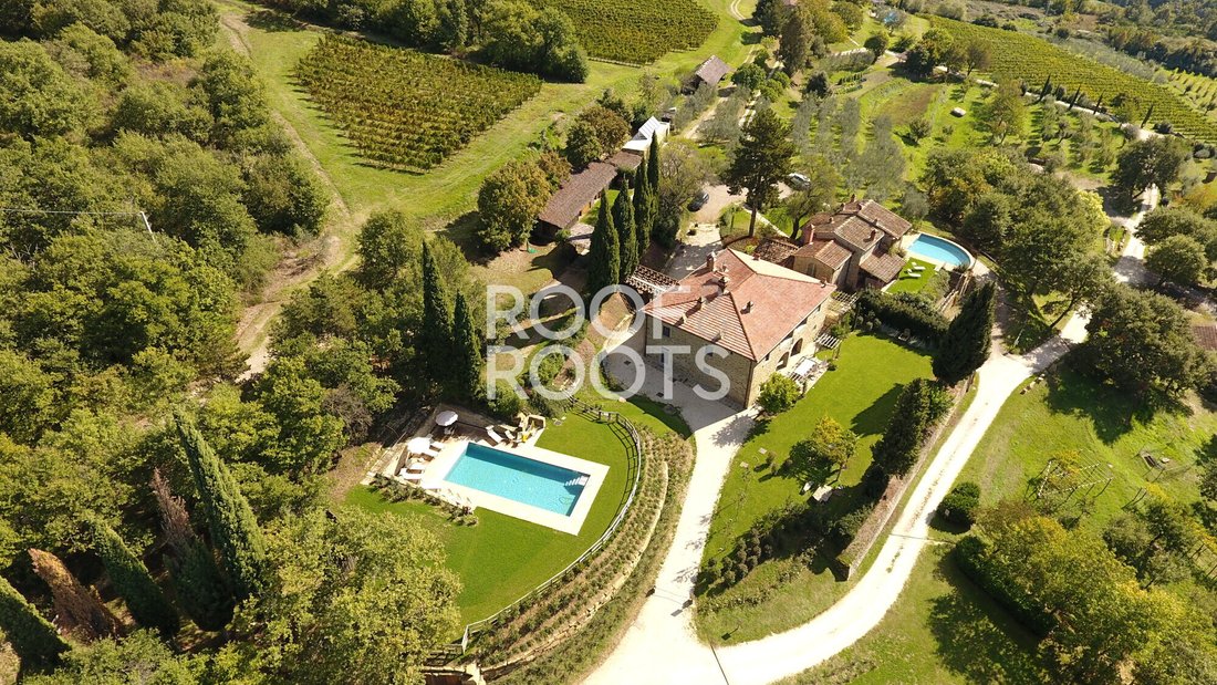 Villa in Giovi-Puglia-Catona, Arezzo, Tuscany 4 - 17778379