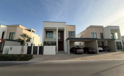 Villa in Dubai, Dubai, United Arab Emirates 1