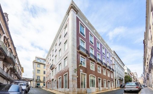 Apartment in Misericordia, Lisbon, Portugal 1