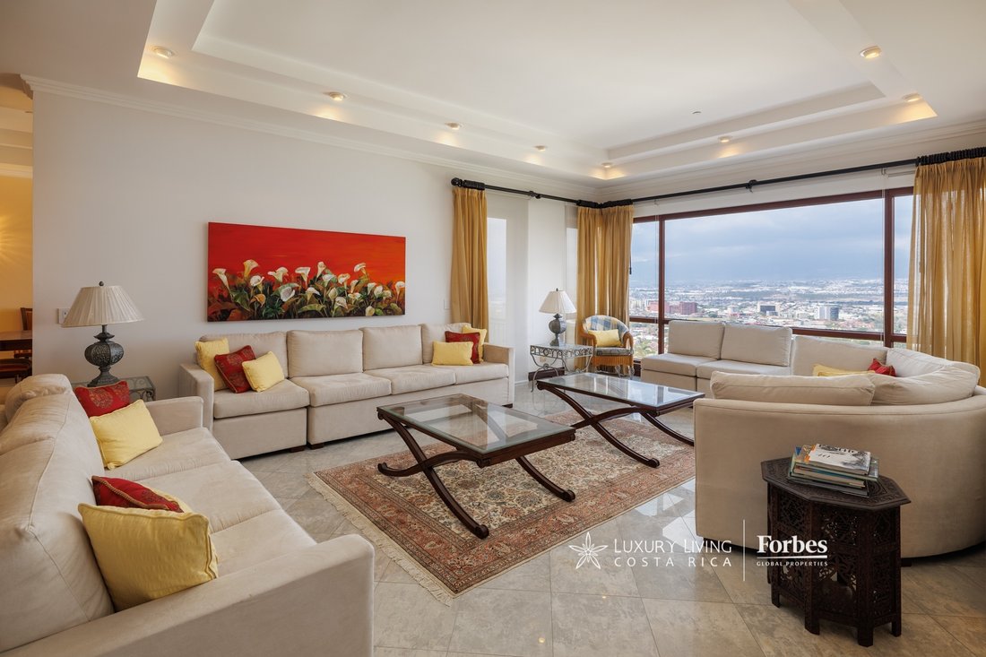 Apartment in San Rafael de Escazú, San José Province, Costa Rica 1 - 17302828