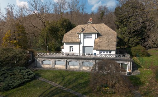 Villa in Comerio, Lombardei, Italien 1