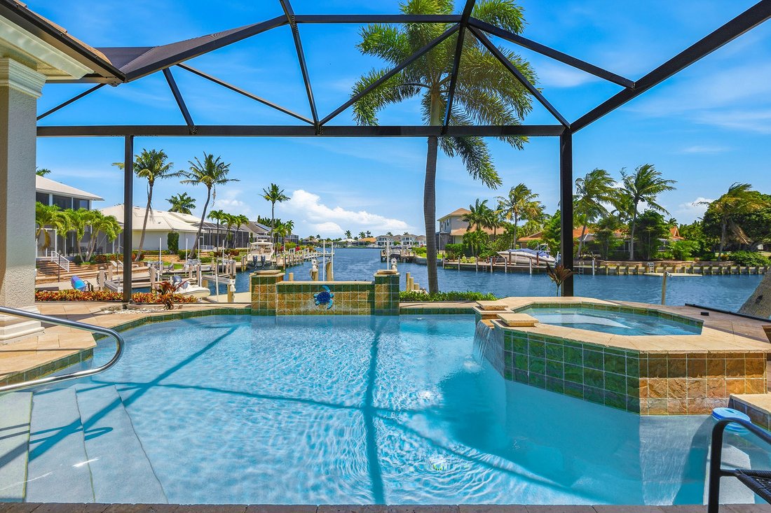 Maison à Marco Island, Floride, États-Unis 1 - 17779499