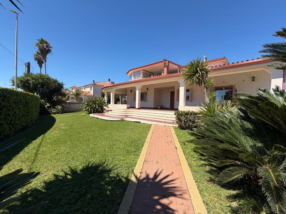 Villa in Fontane Bianche, Sicily, Italy 4 - 17783035