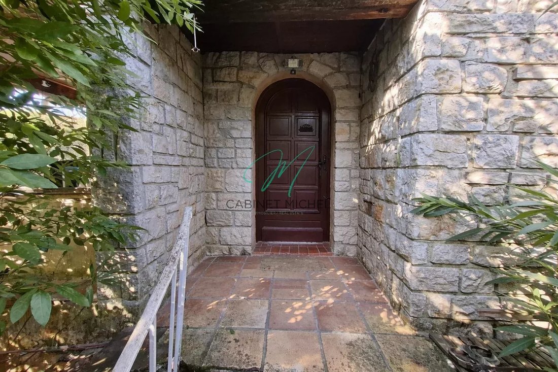 House in Sud, Roquefort-les-Pins, France 2 - 17779828