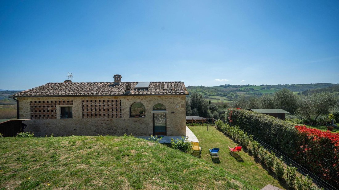 Country House in San Gimignano, Tuscany, Italy 1 - 17782745