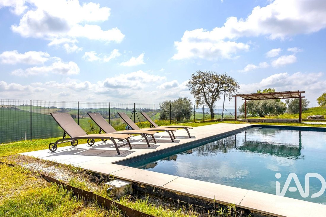Villa in Recanati, Marche, Italy 2 - 17783452