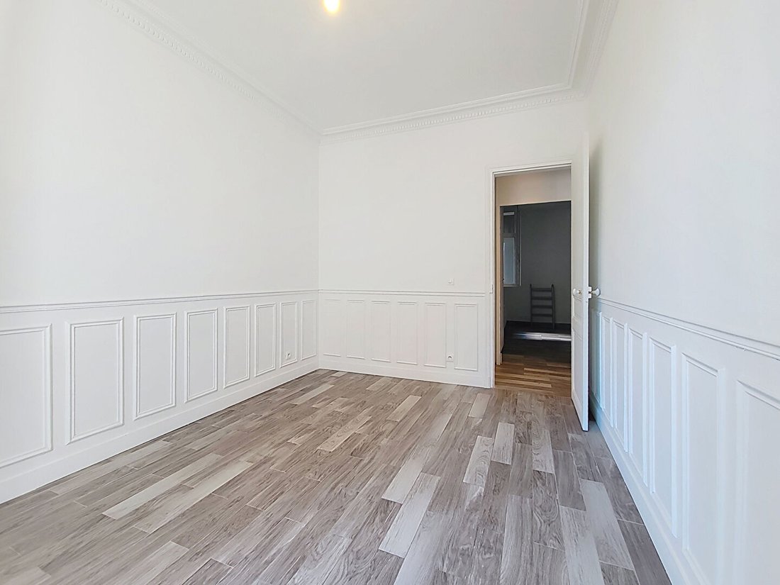 Apartment in Silly-Gallieni, Boulogne-Billancourt, France 5 - 17779370