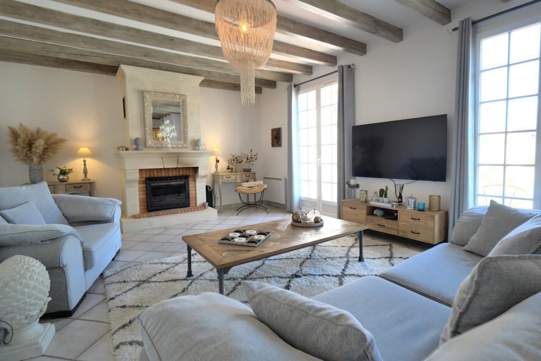 Villa in Breuillet, Nouvelle-Aquitaine, France 5 - 17782207
