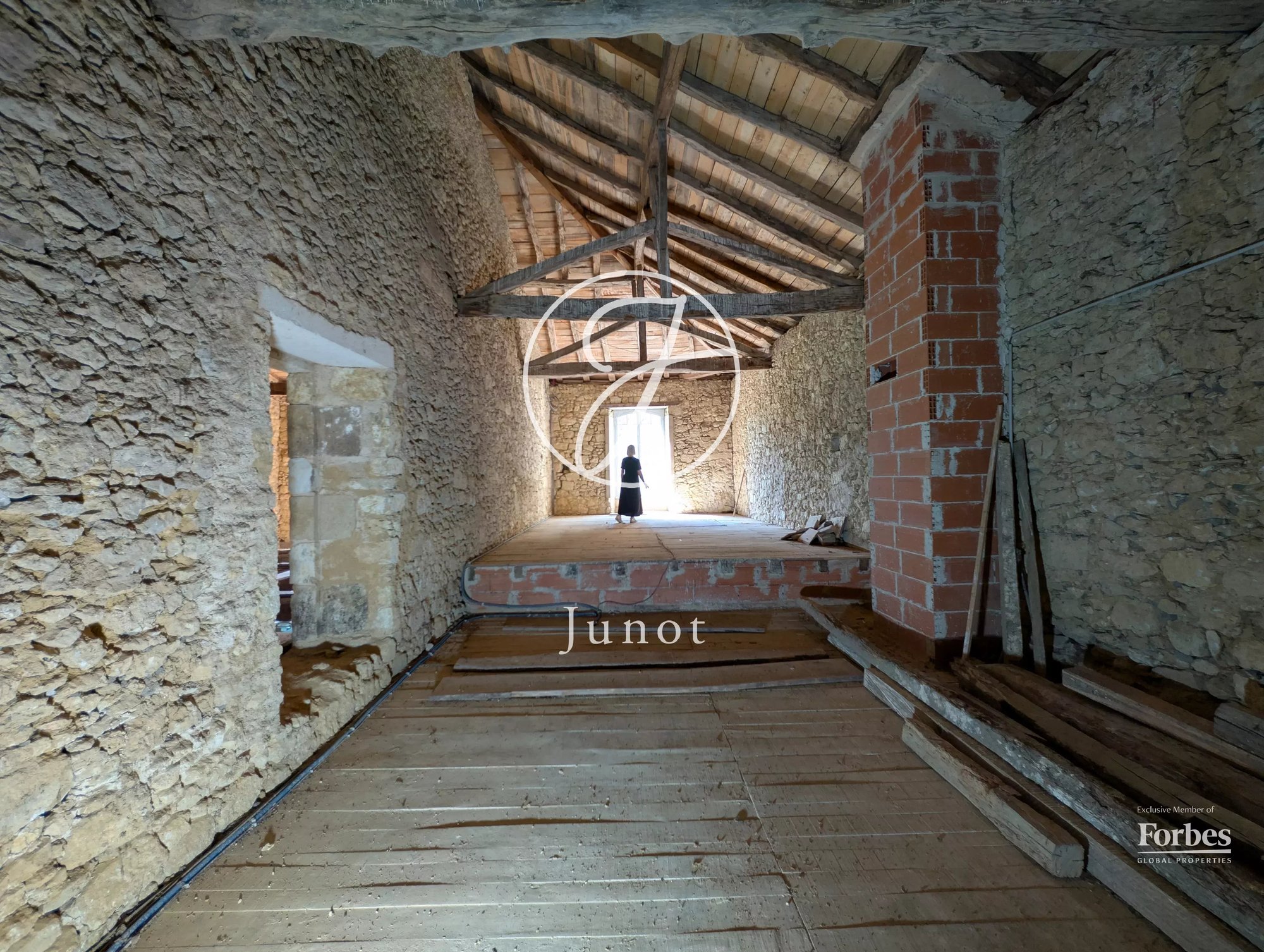 Château Vic Fezensac 503.14 Sqm 9 Rooms