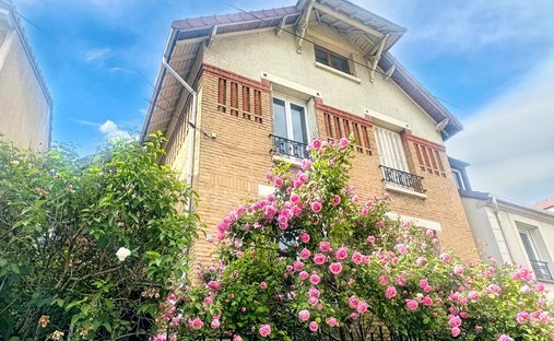 House in Barbusse, Arcueil, France 1