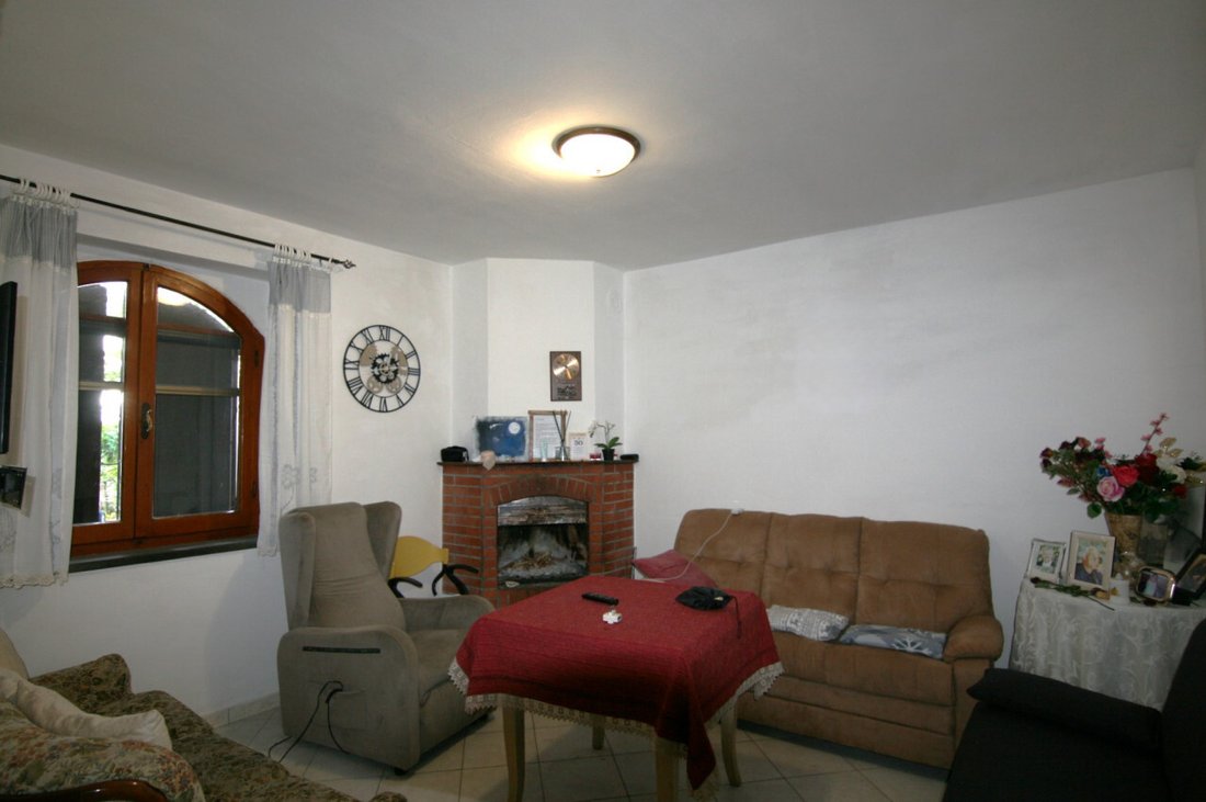 House in Trequanda, Tuscany, Italy 2 - 14567673