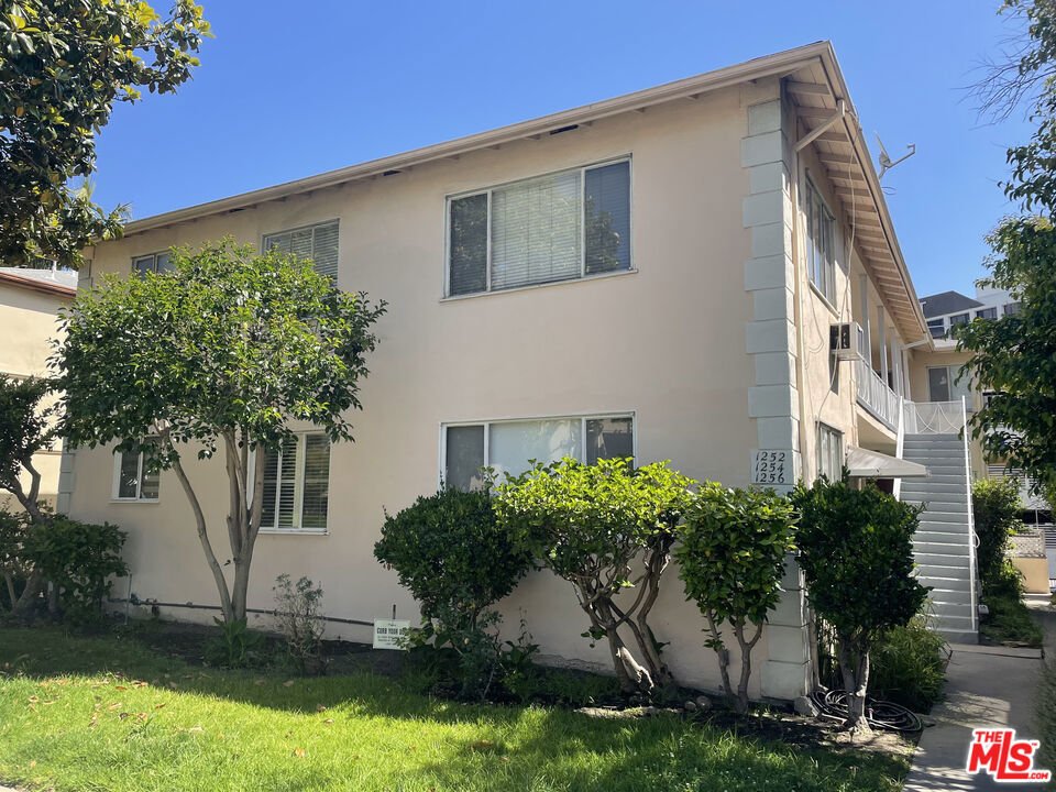 Los Angeles, California, United States 2 - 17781619