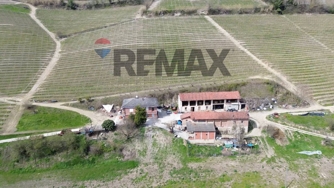 Land in Alba, Piedmont, Italy 5 - 17783460