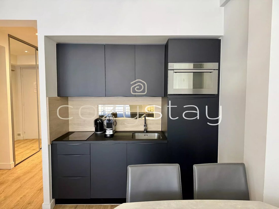 Apartment in Cannes, Provence-Alpes-Côte d'Azur, France 5 - 17727355