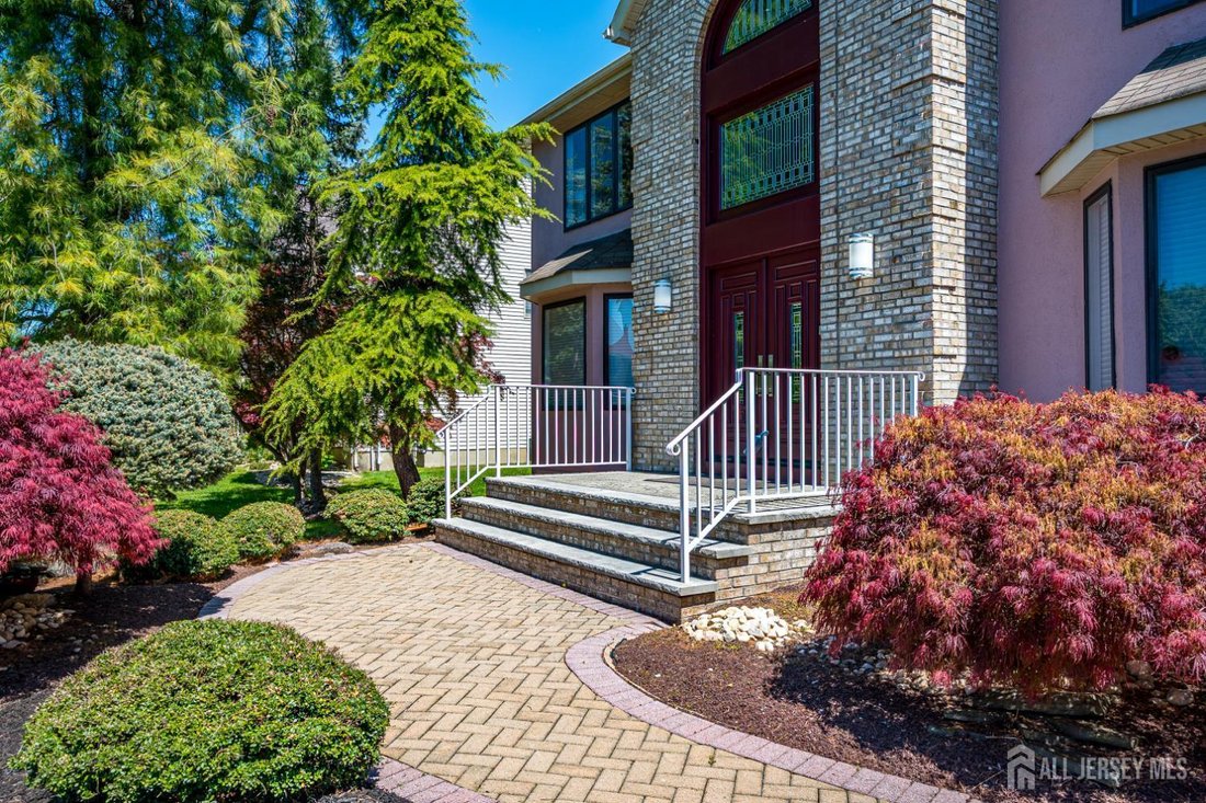 House in East Brunswick, New Jersey, United States 3 - 17782915