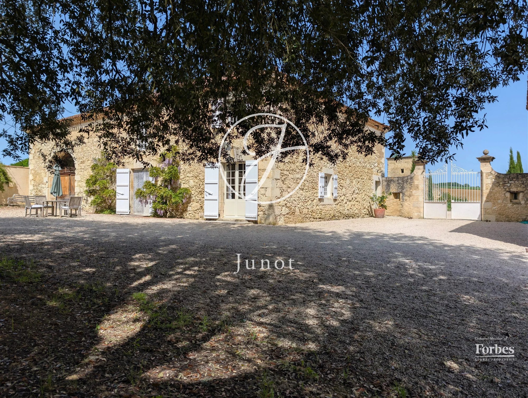 Château Vic Fezensac 503.14 Sqm 9 Rooms