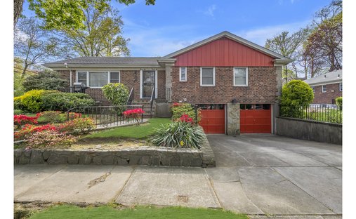 House in New York, New York, United States 1