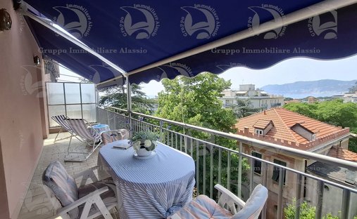 Penthouse in Ponente Area, Alassio, Italy 1