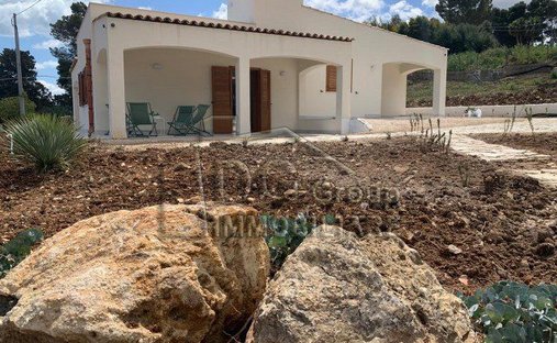 Villa in Center, Alcamo, Sicily 1