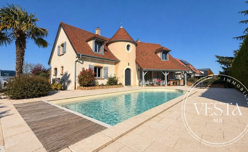 House in Daix, Bourgogne – Franche-Comté, France 1