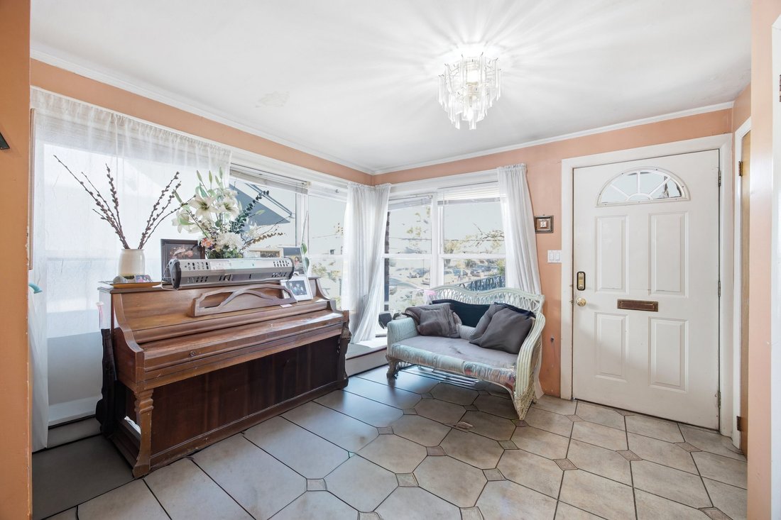 House in New York, New York, United States 3 - 17783752