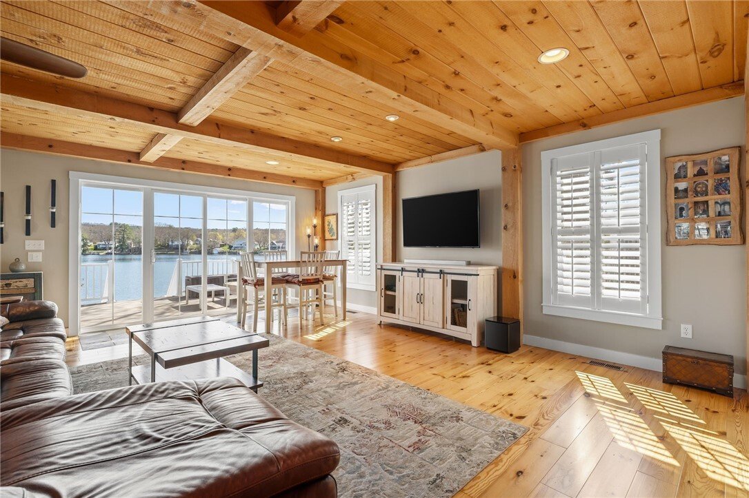 House in Webster, Massachusetts, United States 5 - 17783033