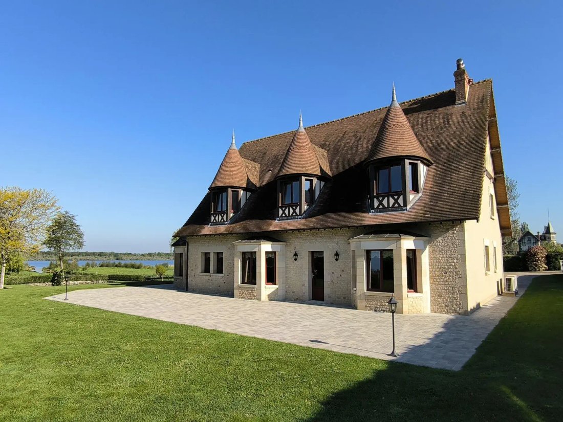 Estate in Centre Ville, Pont-Audemer, France 1 - 17782323