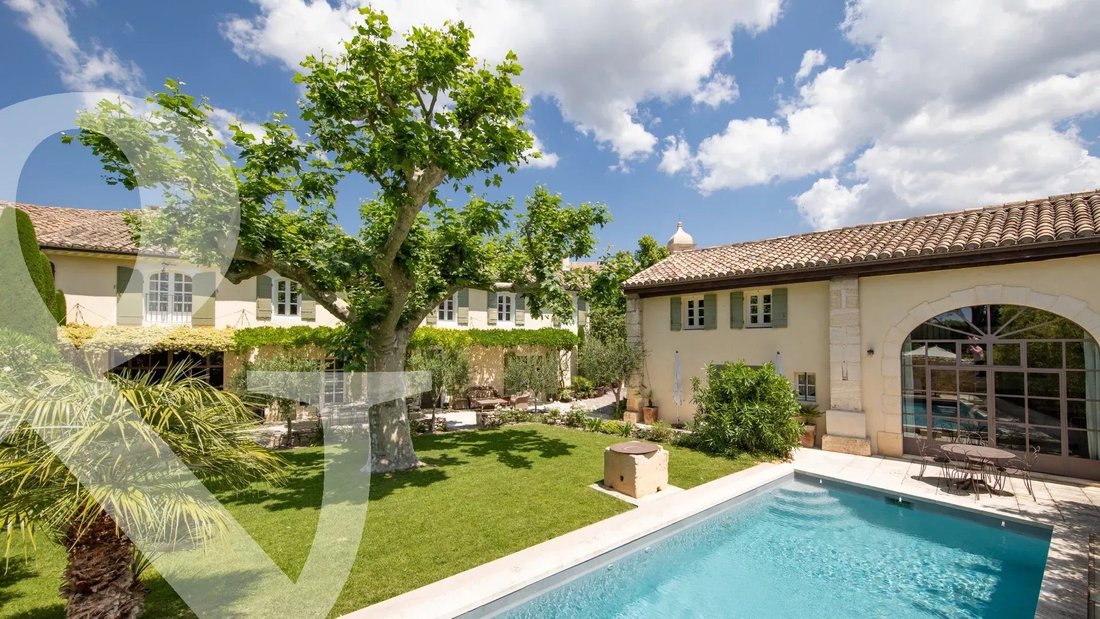 House in Mouriès, Provence-Alpes-Côte d'Azur, France 1 - 17780176